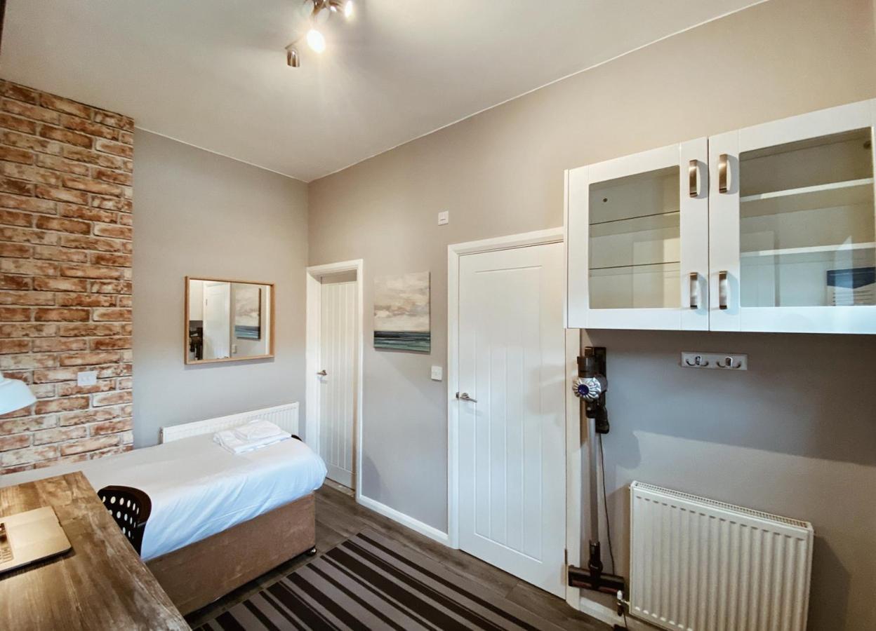 נוטינגהאם Limpenny Studio Apartment - Work Friendly And Outstanding Garden Studio Close To City Centre מראה חיצוני תמונה