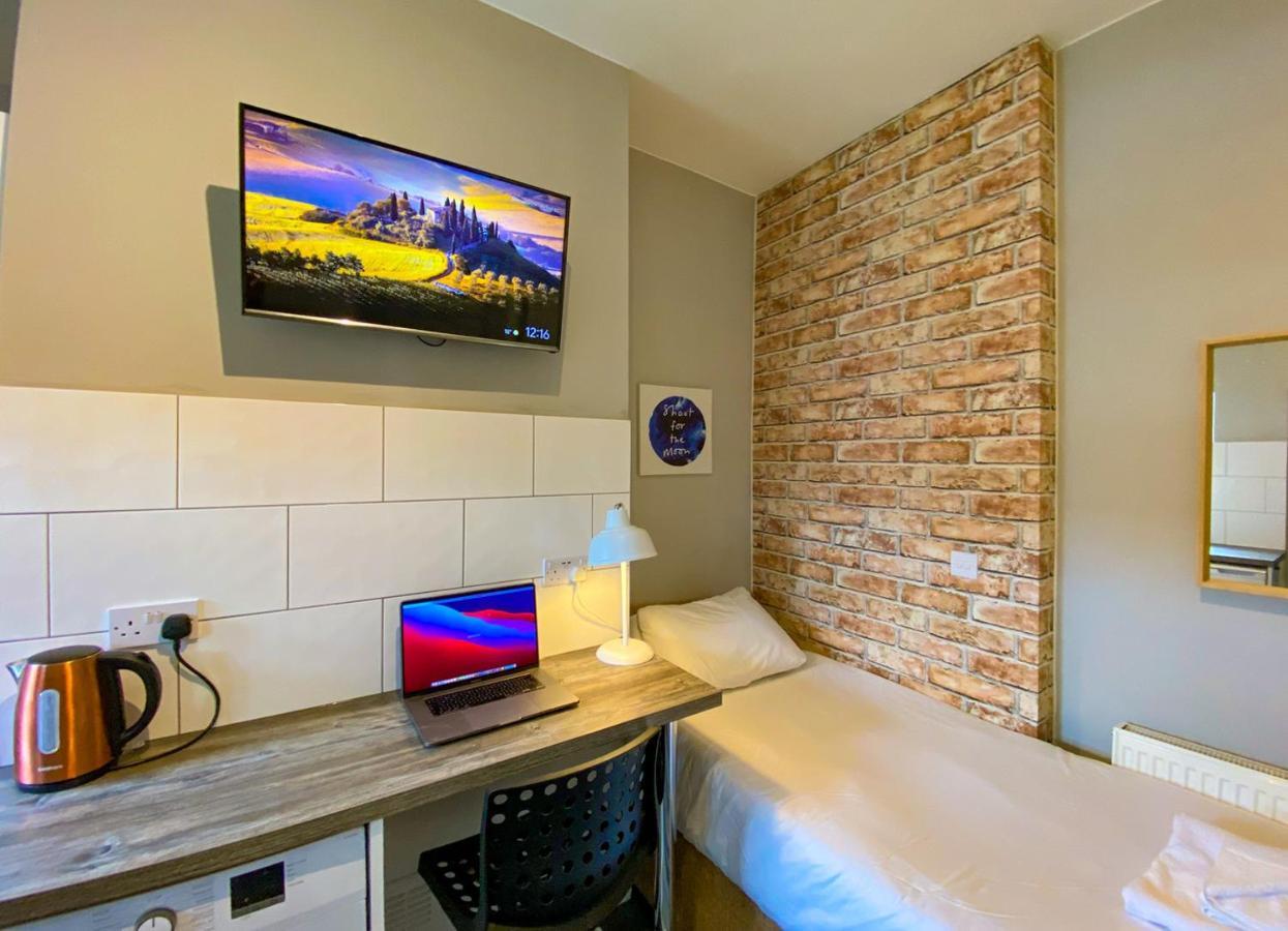 נוטינגהאם Limpenny Studio Apartment - Work Friendly And Outstanding Garden Studio Close To City Centre מראה חיצוני תמונה