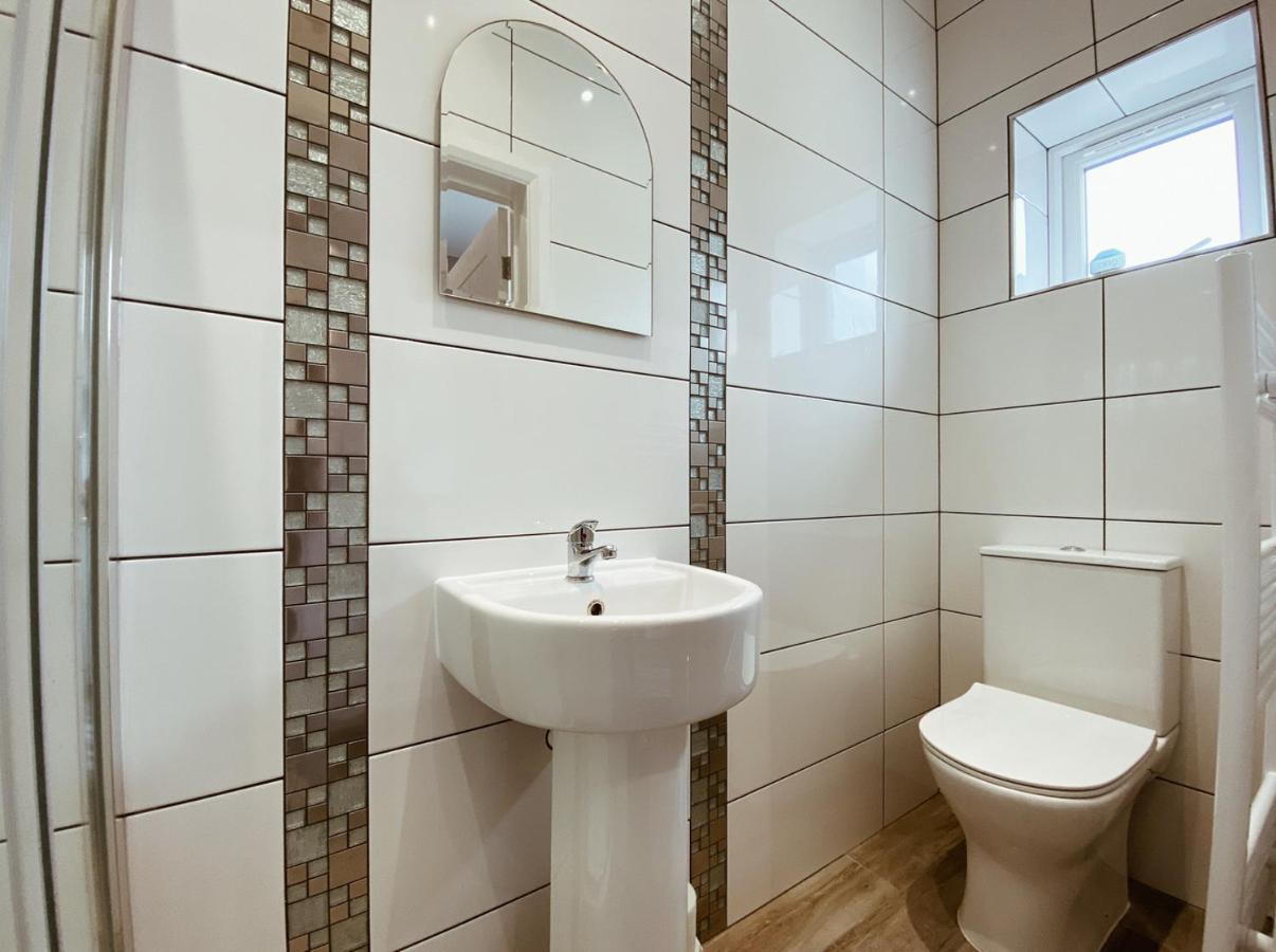 נוטינגהאם Limpenny Studio Apartment - Work Friendly And Outstanding Garden Studio Close To City Centre מראה חיצוני תמונה